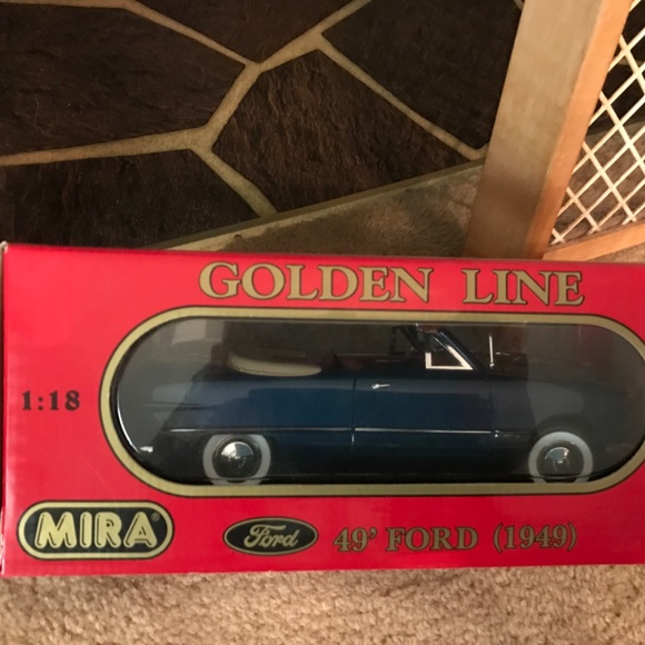 MIRA Golden Line 1:18 1949 Ford Die Cast NIB - Picture 5 of 7